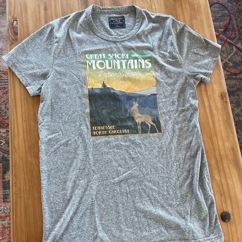 Abercrombie Great Smoky Mountains Small T shirt